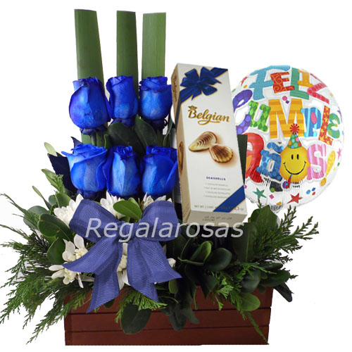 Arreglo de rosas azules maules chocolatecumpleaños a domicilio en santiago